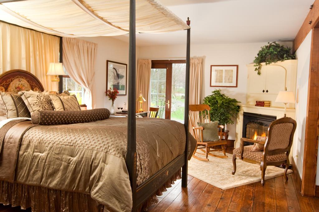Stonecroft Country Inn Ledyard Center Oda fotoğraf
